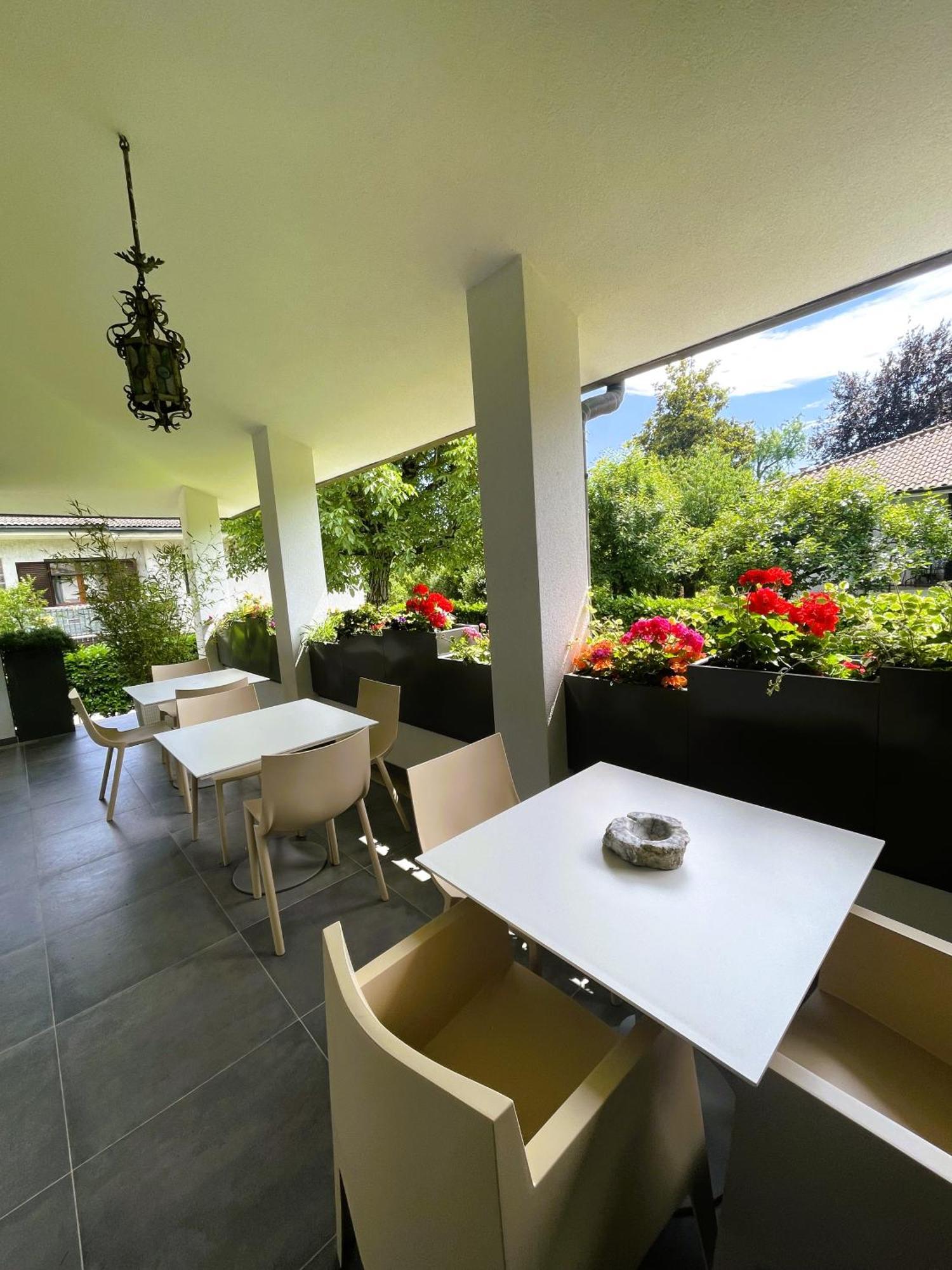 B&B Villa Tersius Trezzano sul Naviglio Exteriör bild